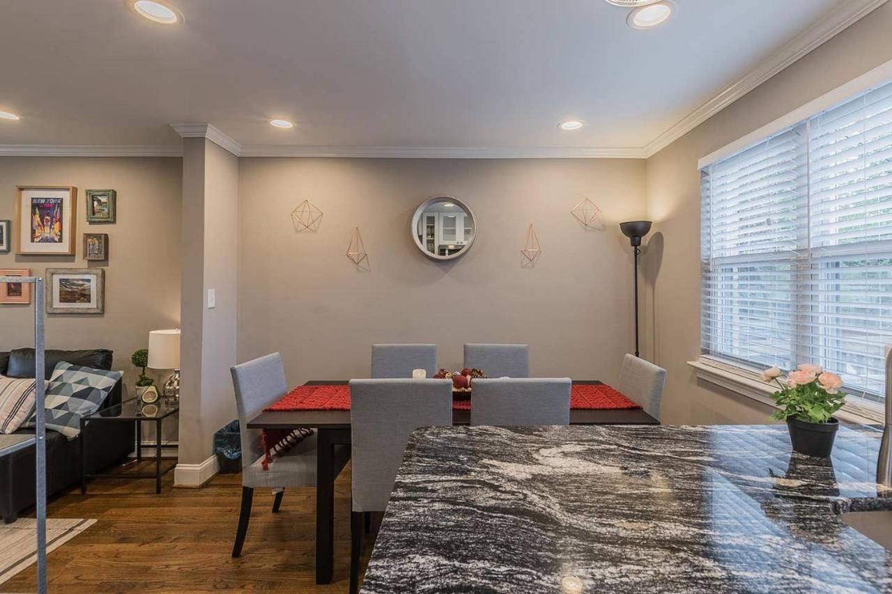 Beautiful 3Br 2Ba House With Cozy Backyard By Cozysuites 亚历山德里亚 外观 照片